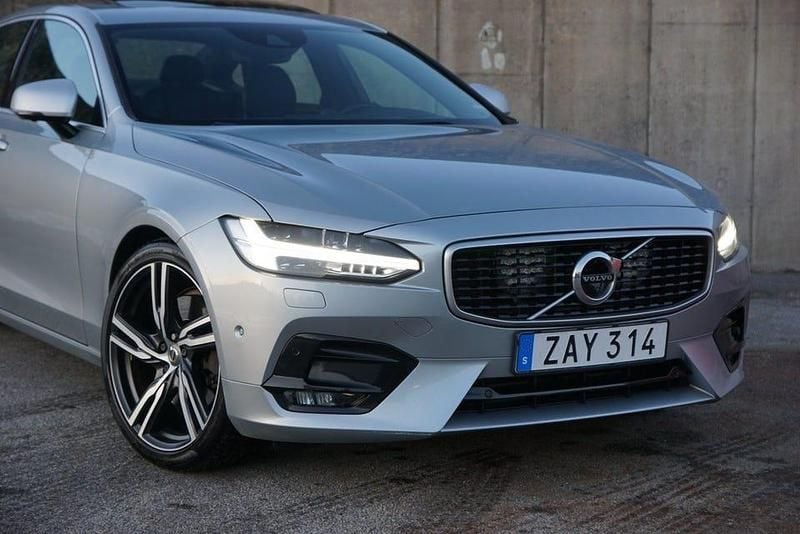 Begagnad Volvo S90 R-Design 320 HK (235 kW) 2017 Silver Sedan