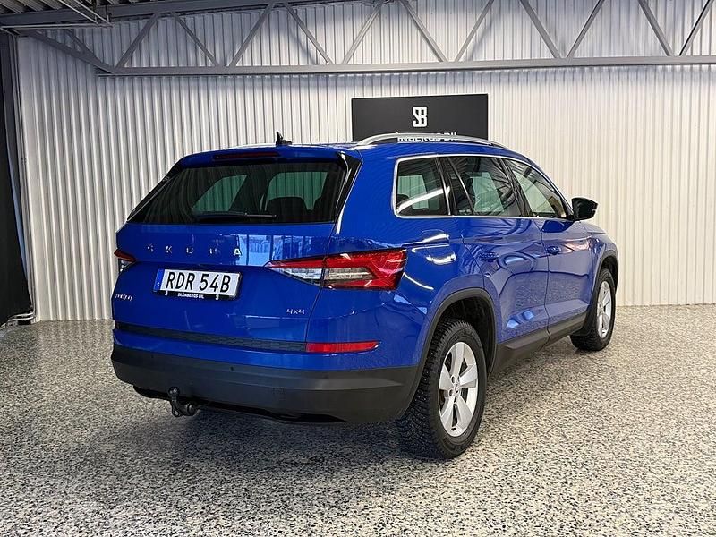 Begagnad Skoda Kodiaq Business Line 190 HK (139 kW) 2020 Blå SUV