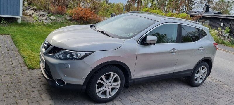 Silver Begagnad 2017 Nissan Qashqai SUV | 89 900 kr (Superpris) - Bild 1/3