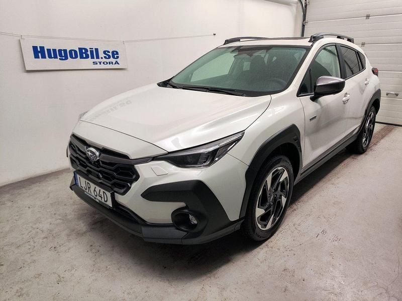 Vit (chrystal white pearl) Ny 2025 Subaru Crosstrek SUV | 426 800 kr (Marknadspris) - Bild 1/4