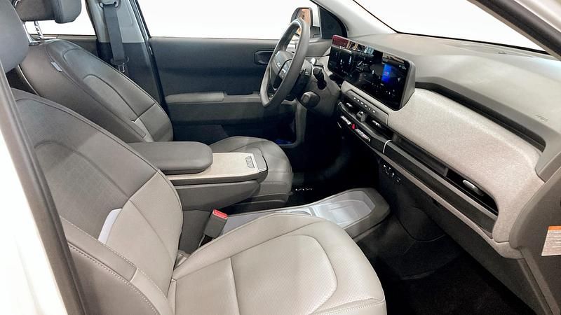 Ny Kia EV3 Plus 150 kW (204 HK) 2025 Vit SUV