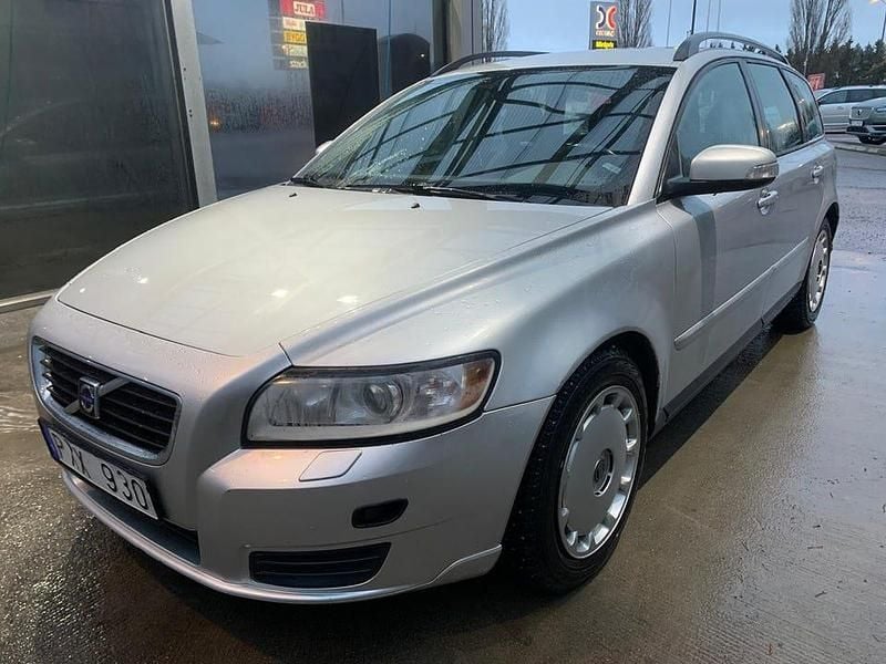 Begagnad 2009 Volvo V50 Kombi | 31 000 kr (Bra pris) - Bild 1/4