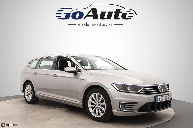 Begagnad VW Passat GTE 2017 Silver Kombi