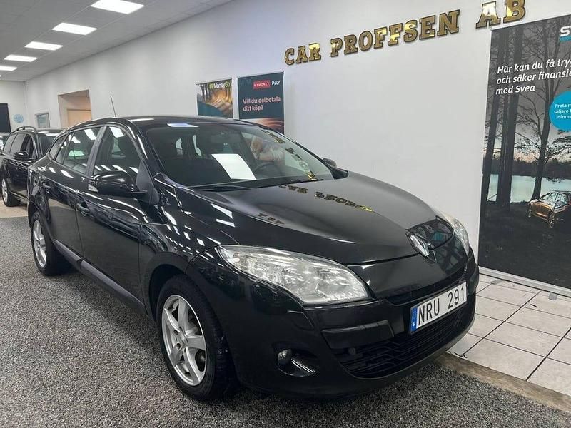 Svart Begagnad 2010 Renault Mégane GrandTour Kombi | 44 900 kr (Dyr) - Bild 1/4