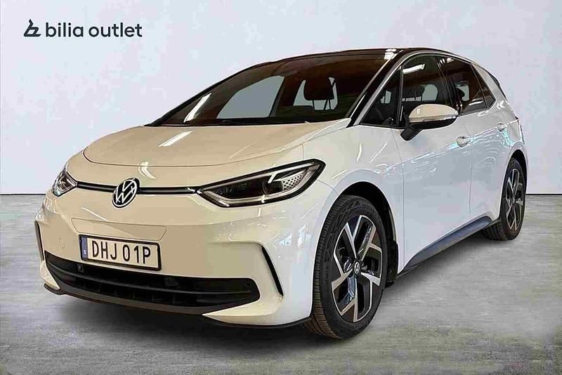 Begagnad VW ID.3 Pro Performance 150 kW (204 HK) 2023 Vit Halvkombi
