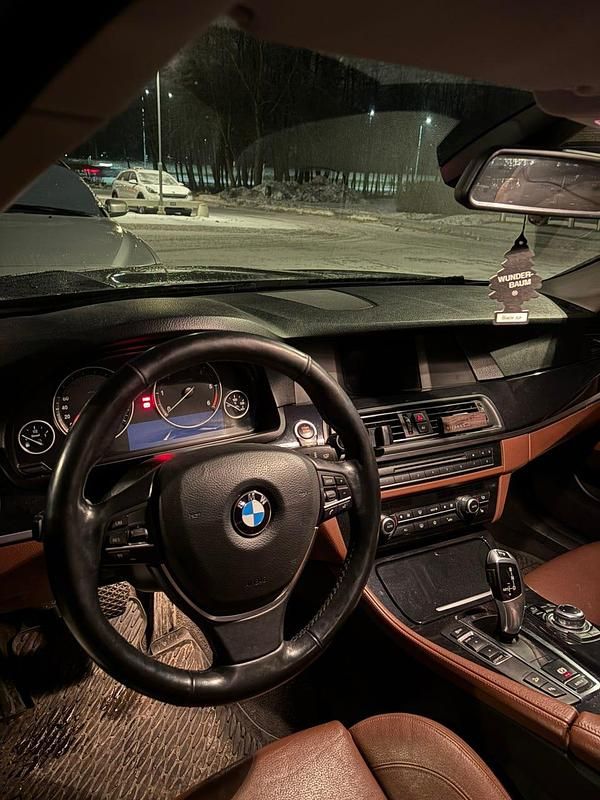 Begagnad BMW 525 218 HK (160 kW) 2012 Kombi