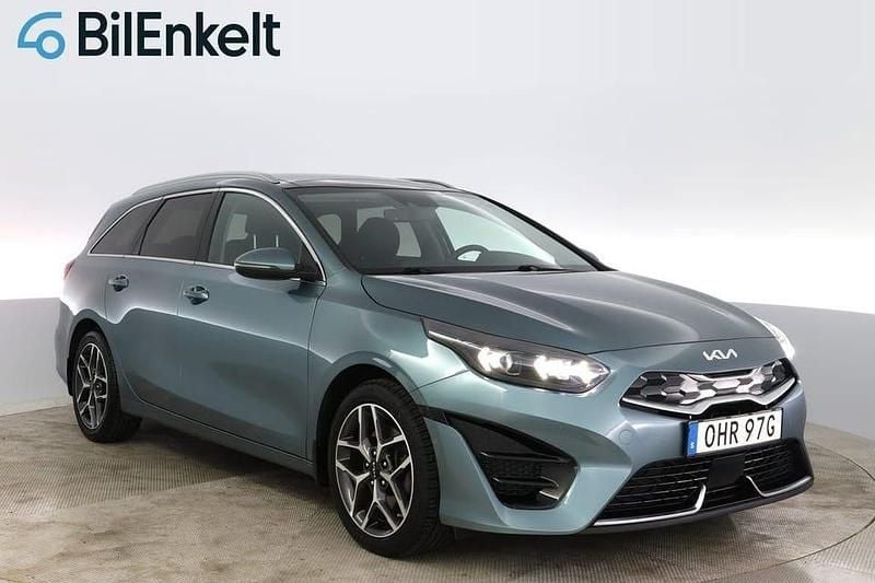 Grå Begagnad 2023 Kia Ceed Sportswagon Advance Kombi | 244 900 kr (Bra pris) - Bild 1/4