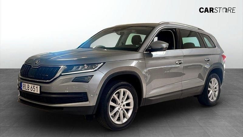 Grå (silver) Begagnad 2018 Skoda Kodiaq Business Line SUV | 249 900 kr (Bra pris) - Bild 1/4