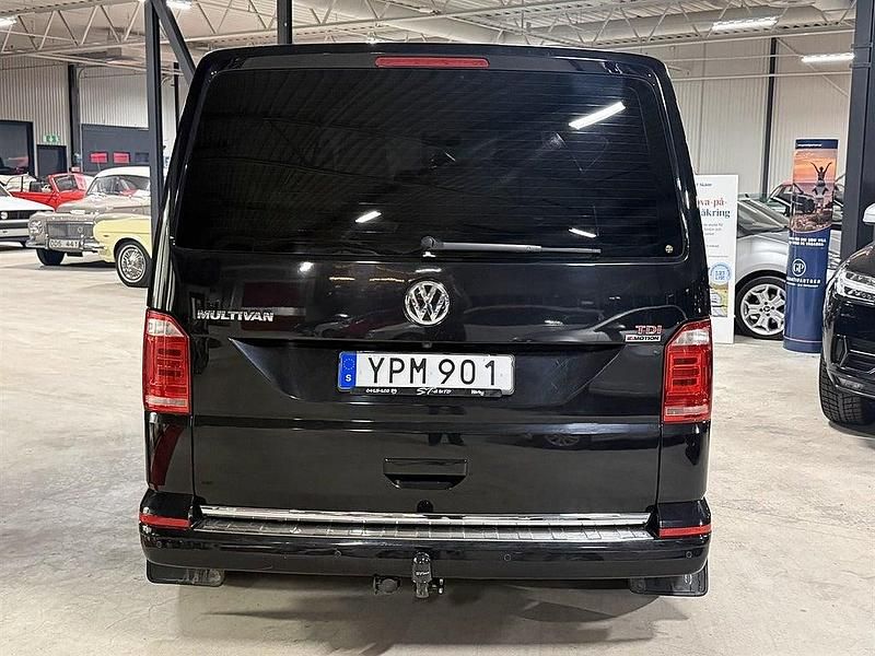 Begagnad VW Multivan Highline 204 HK (150 kW) 2017 Svart Van