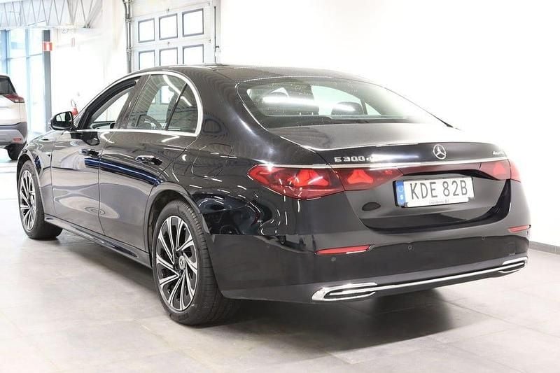 Begagnad Mercedes E300 Advanced Plus 313 HK (230 kW) 2024 Obsidiansvart metallic Sedan