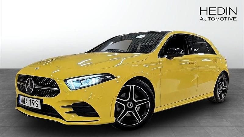 Begagnad Mercedes A200 AMG 163 HK (119 kW) 2022 Gul
