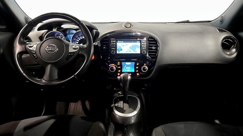 Begagnad Nissan Juke N-Connecta 113 HK (83 kW) 2018 Vit (white) SUV