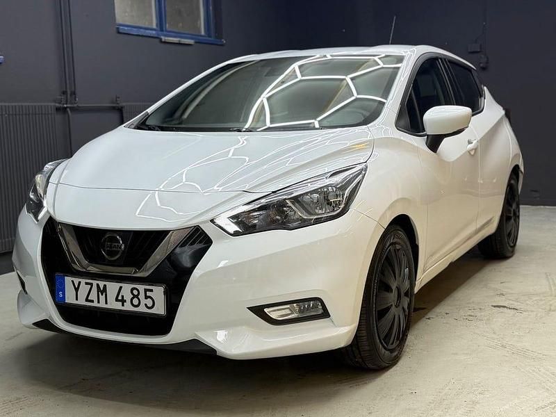 Vit Begagnad 2017 Nissan Micra Halvkombi | 57 900 kr (Lite dyr) - Bild 1/4