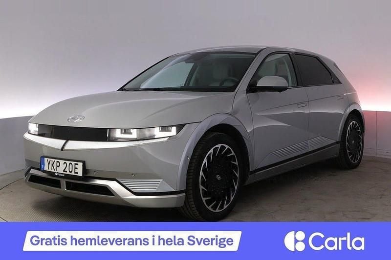 Grå Begagnad 2021 Hyundai Ioniq 5 Advanced SUV | 304 900 kr (Marknadspris) - Bild 1/3