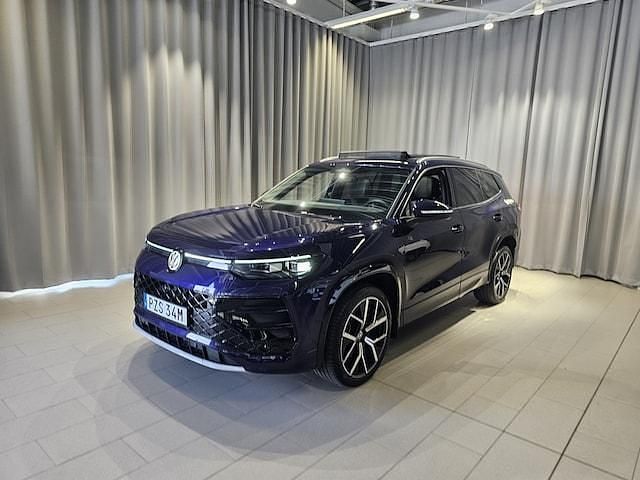 Lila Begagnad 2025 VW Tayron R-line SUV | 589 900 kr - Bild 1/4