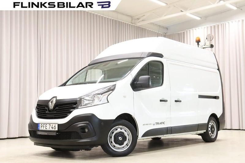Vit Begagnad 2017 Renault Trafic Van | 149 875 kr (Dyr) - Bild 1/4