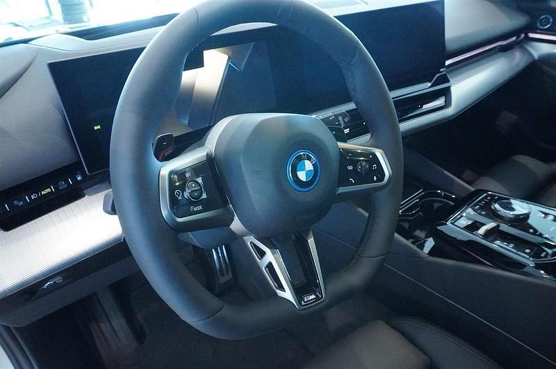 Ny BMW 530e Efficient Dynamics 2025 Okänd Kombi