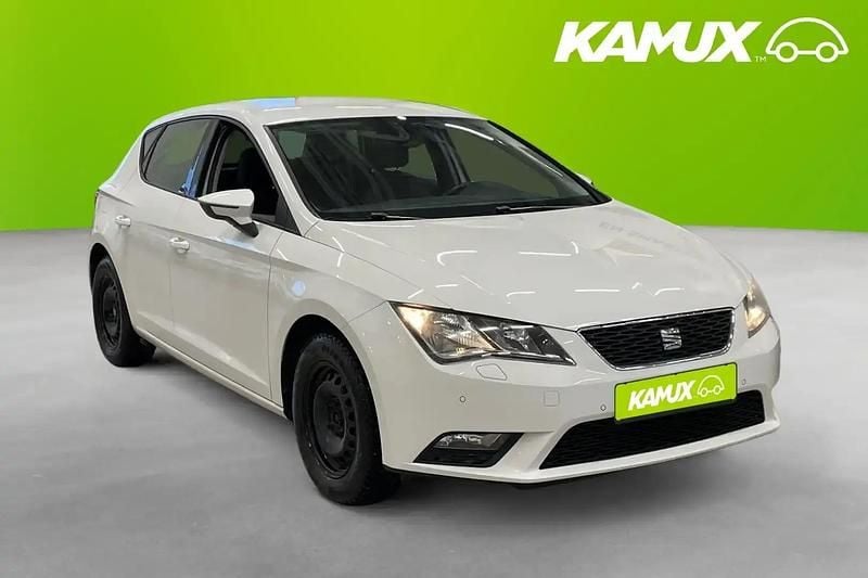 Vit Begagnad 2015 Seat Leon Style Halvkombi | 104 900 kr (Marknadspris) - Bild 1/4