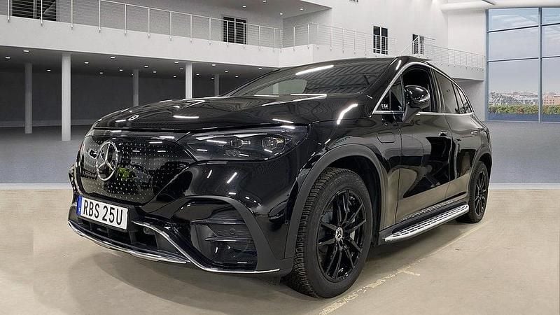 Begagnad Mercedes EQE350 AMG Line Premium 214 kW (292 HK) 2024 Svart SUV