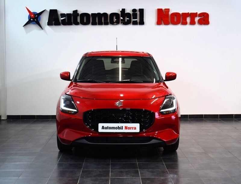 Begagnad Suzuki Swift 83 HK (61 kW) 2024 Brun Halvkombi