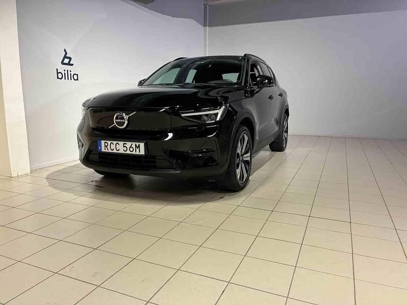 Svart Begagnad 2023 Volvo XC40 Single Motor SUV | 339 900 kr - Bild 1/1