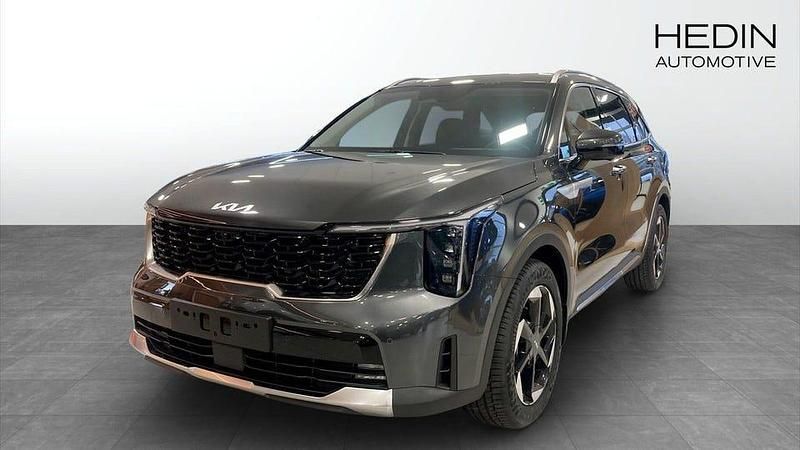Silver Ny 2025 Kia Sorento Advance SUV | 579 900 kr - Bild 1/4