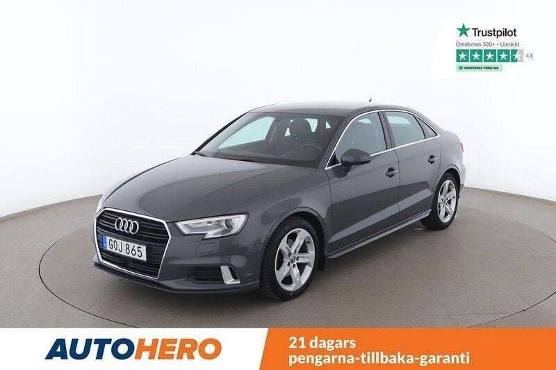 Grå Begagnad 2018 Audi A3 Sport Sedan | 192 000 kr (Marknadspris) - Bild 1/4
