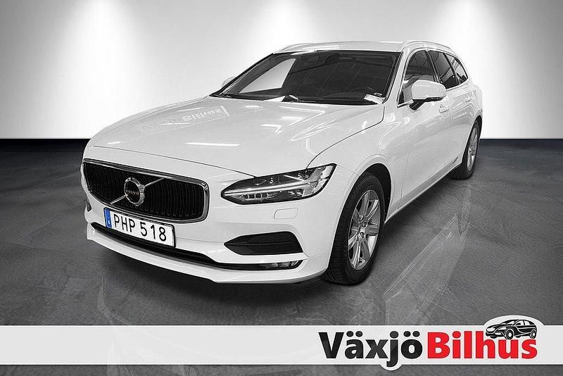 Vit Begagnad 2017 Volvo V90 Momentum Kombi | 189 900 kr (Bra pris) - Bild 1/4