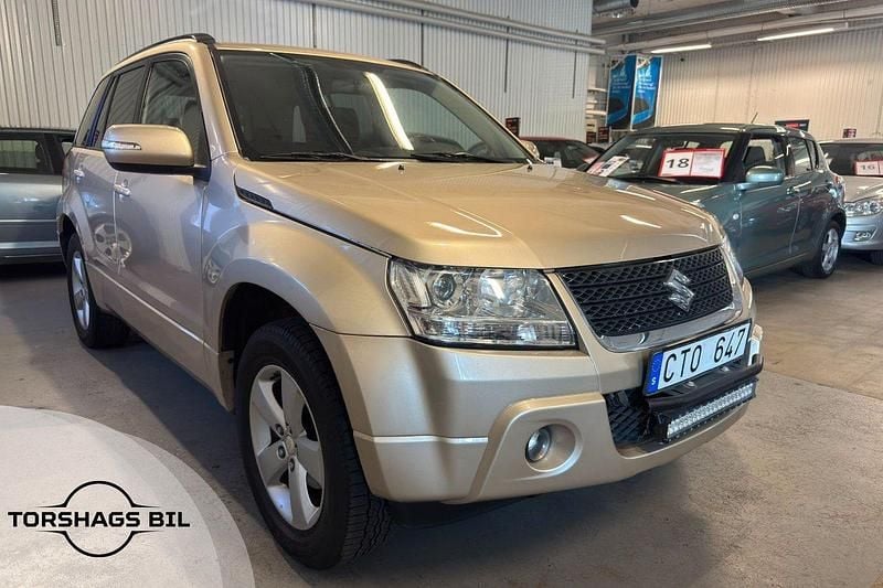 Brun Begagnad 2009 Suzuki Grand Vitara SUV | 79 900 kr (Lite dyr) - Bild 1/3