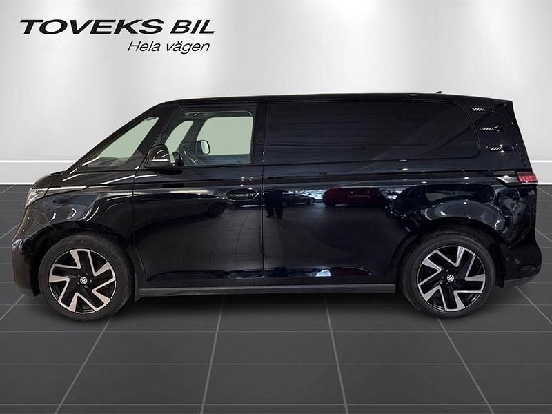 Begagnad VW ID. Buzz 2023 Svart Minibuss