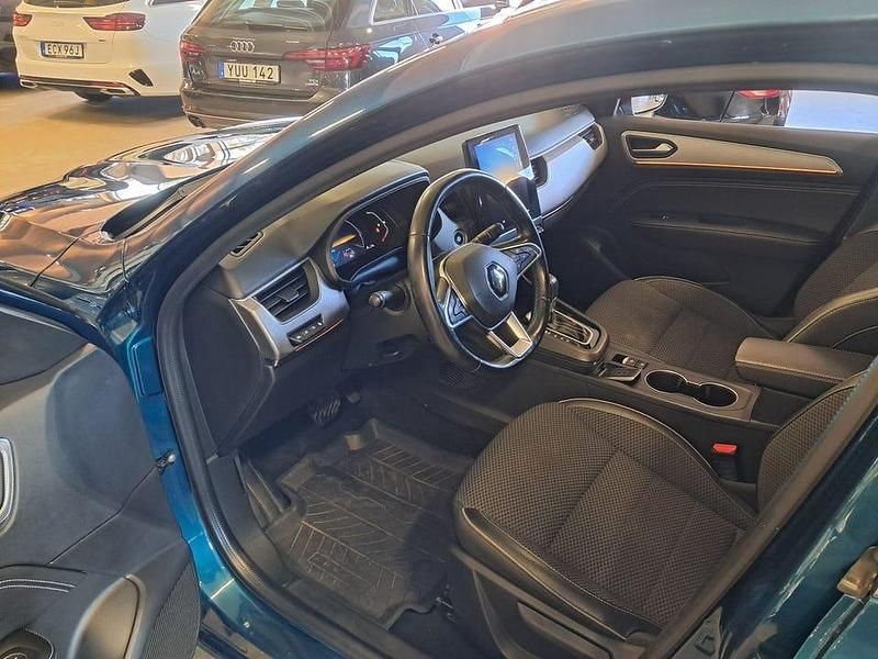 Begagnad Renault Arkana 94 HK (69 kW) 2022 Turkosblåmet SUV