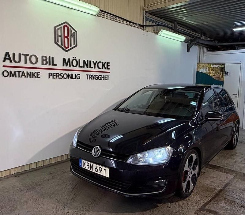 Begagnad VW Golf VII 140 HK (102 kW) 2012 Svart Halvkombi