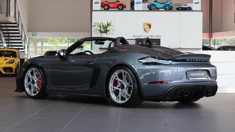 Ny Porsche 718 Spyder 500 HK (367 kW) 2025 Flerfärgad Cab