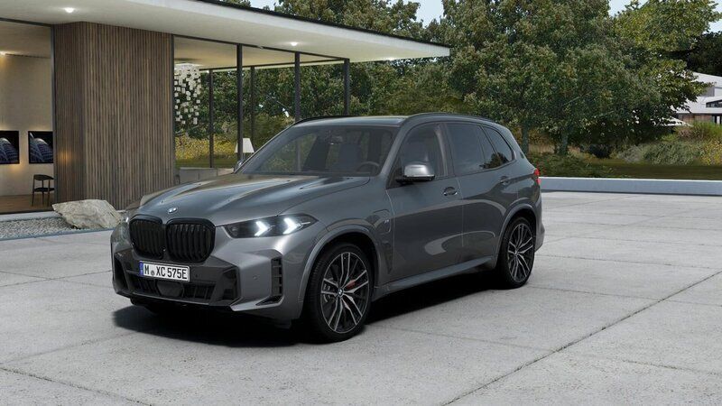 Grå Ny 2025 BMW X5 Efficient Dynamics SUV | 1 097 000 kr (Superpris) - Bild 1/4