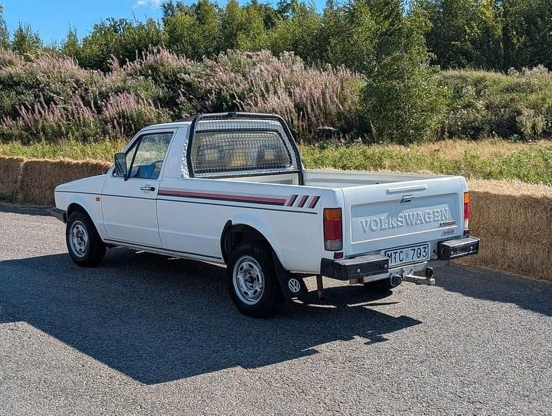 Begagnad VW Caddy 75 HK (55 kW) 1986 Vit Minibuss