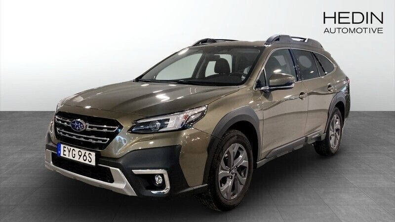 Grön (green) Begagnad 2022 Subaru Outback SUV | 314 900 kr (Superpris) - Bild 1/4