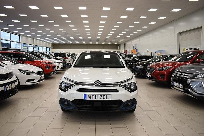Vit Begagnad 2022 Citroën C4 X Exclusive SUV | 279 900 kr (Dyr) - Bild 1/4