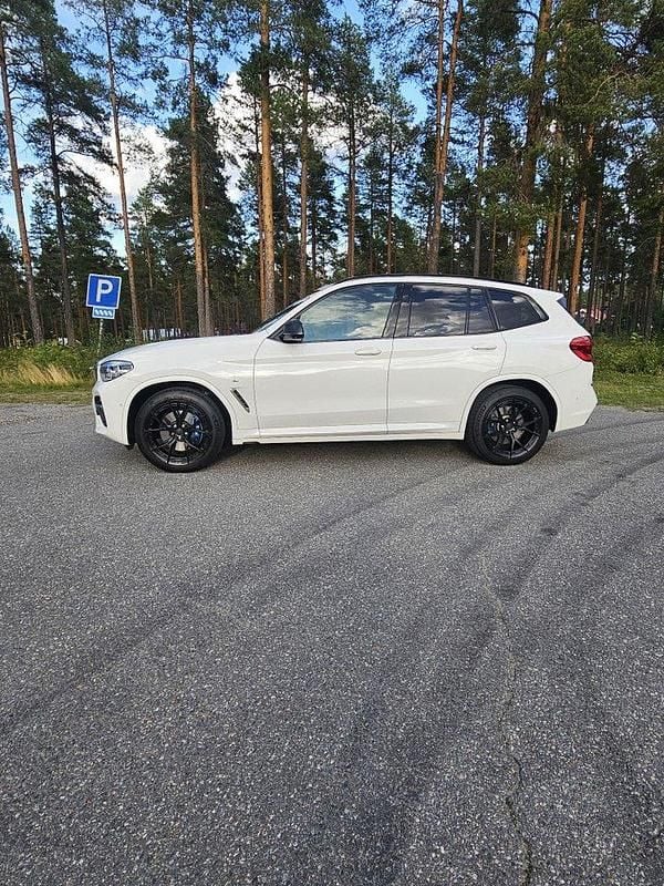 Vit Begagnad 2018 BMW X3 M Sport SUV | 435 000 kr (Marknadspris) - Bild 1/4