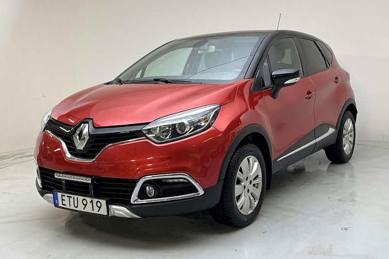 Begagnad 2015 Renault Captur Dynamique SUV | 108 000 kr (Marknadspris) - Bild 1/4