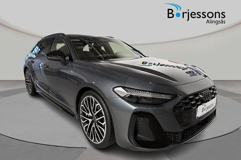 Blå Ny 2025 Audi A5 S-Line Sportkupé | 679 000 kr (Marknadspris) - Bild 1/4