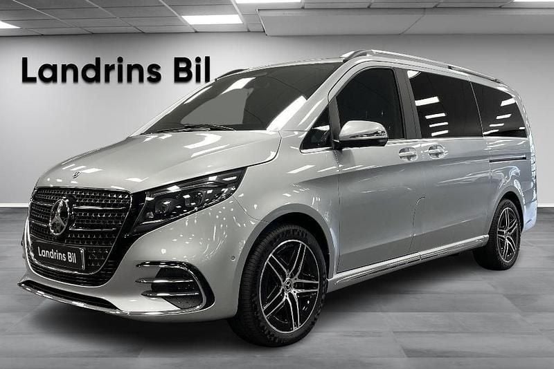 Silver Begagnad 2024 Mercedes V300 AMG Minibuss | 975 000 kr - Bild 1/4