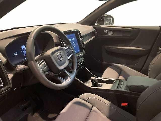 Begagnad Volvo EC40 Single Motor Extended Range 188 kW (256 HK) 2024 Silver SUV