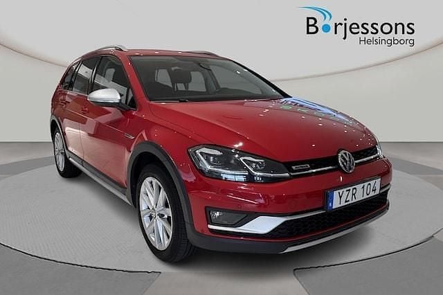 Begagnad 2018 VW Golf Alltrack Kombi | 194 900 kr (Marknadspris) - Bild 1/4