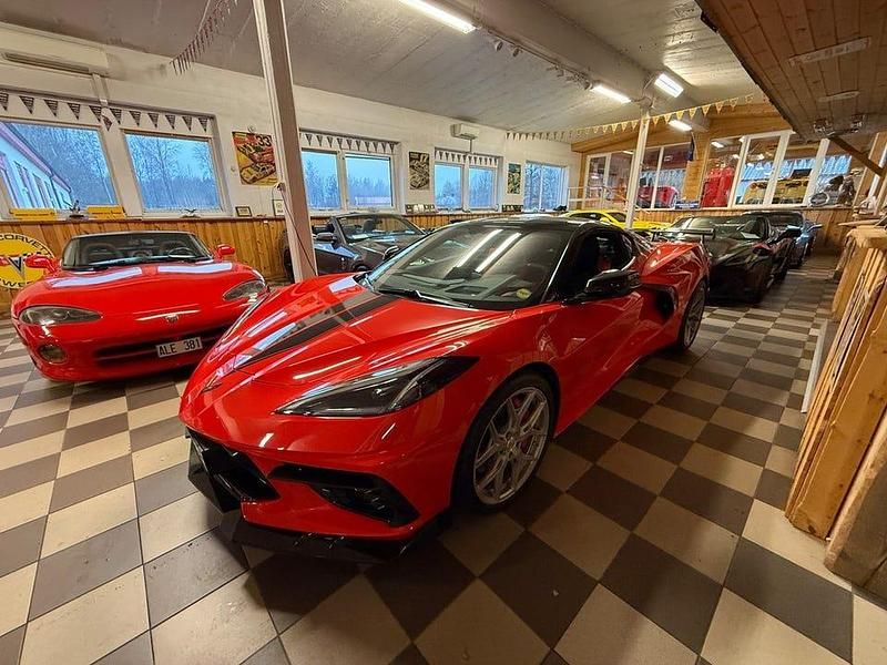 Begagnad Chevrolet Corvette 481 HK (353 kW) 2022 Röd Sportkupé