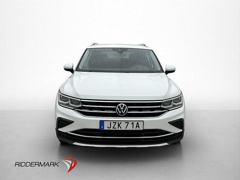 Begagnad VW Tiguan Elegance 245 HK (180 kW) 2022 Vit SUV