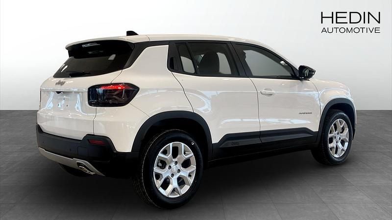 Ny Jeep Avenger Altitude 101 HK (74 kW) 2025 Vit SUV