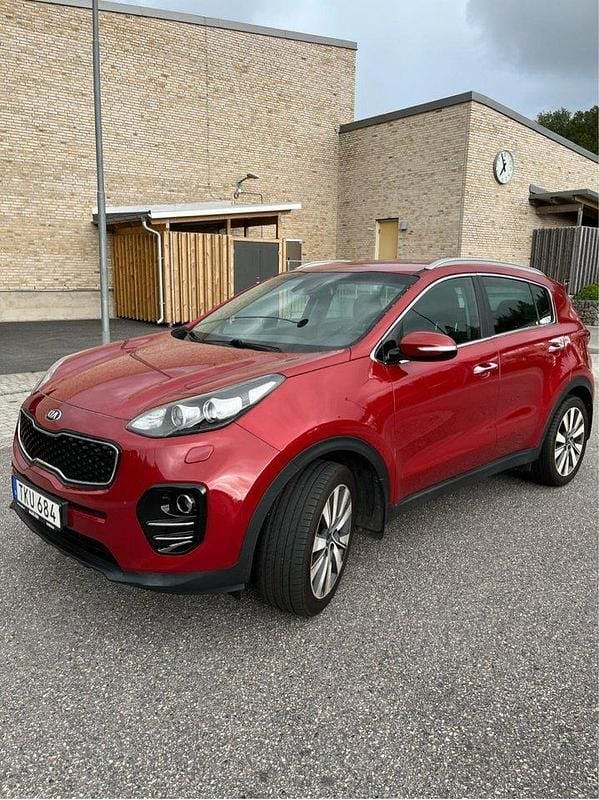 Röd Begagnad 2016 Kia Sportage 2 SUV | 154 000 kr (Marknadspris) - Bild 1/4