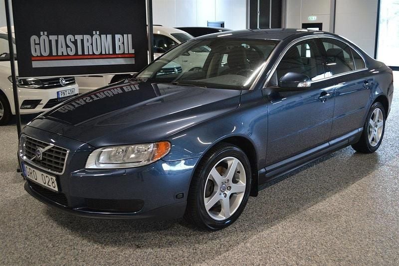 Blå Begagnad 2007 Volvo S80 Sedan | 80 000 kr (Lite dyr) - Bild 1/4