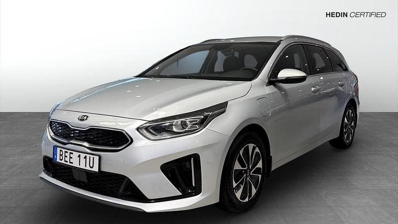 Begagnad 2021 Kia Ceed Advance Halvkombi | 189 900 kr (Bra pris) - Bild 1/4