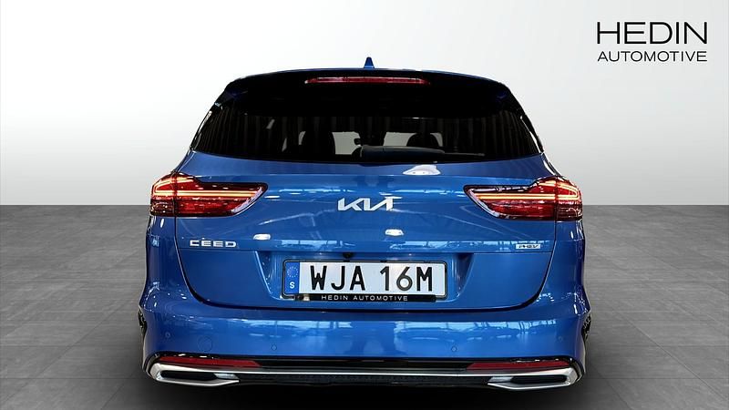 Begagnad Kia Ceed Sportswagon Advance 105 HK (77 kW) 2023 Blå Kombi